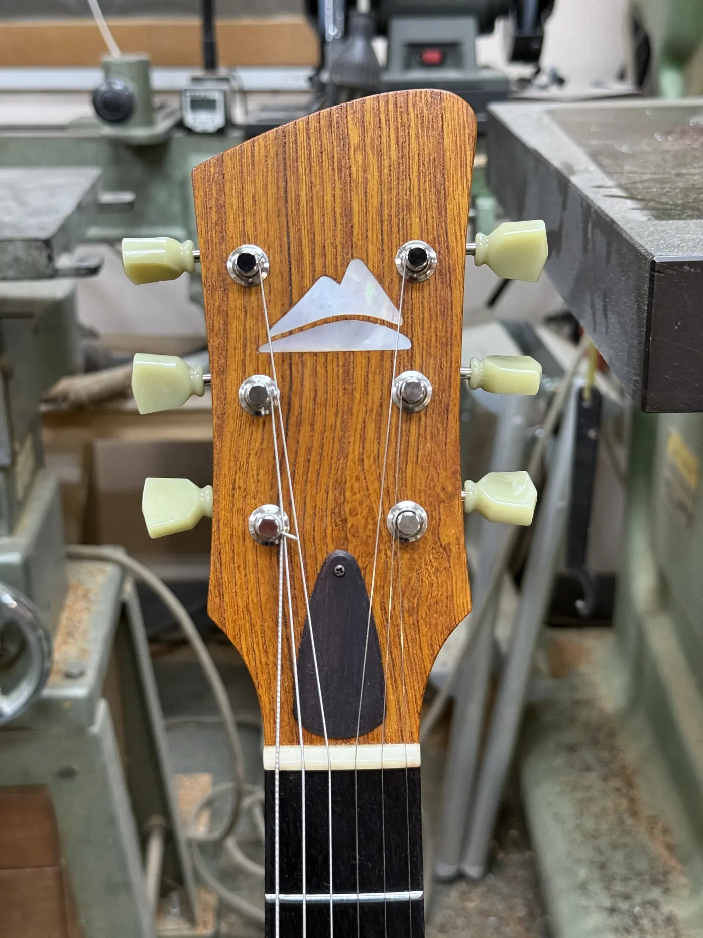 Originのヘッド正面